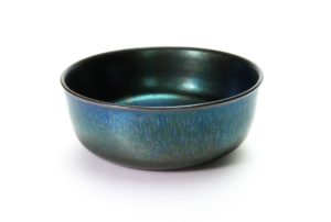 Iridescent black bowl, 2016 | Jean Girel