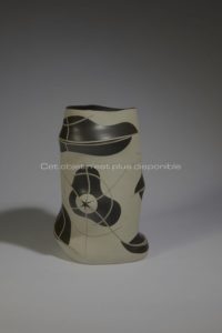 Polymorphic Vase, Black Decoration, Sandstone, 2012 | Gustavo Perez