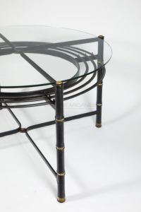 Adnet Jacques - Table de salle à manger circulaire verre et cuir. Détail_ Galerie Arcanes l Arts Décoratifs XXe - Art Contemporain Paris