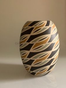 Egg-Shapped Vase, Sandstone, 2010 | Gustavo Perez