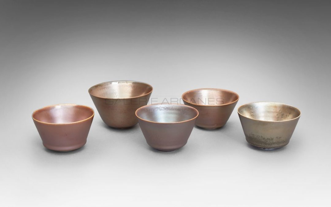 Set of iridescent bowls | Valérie Hermans