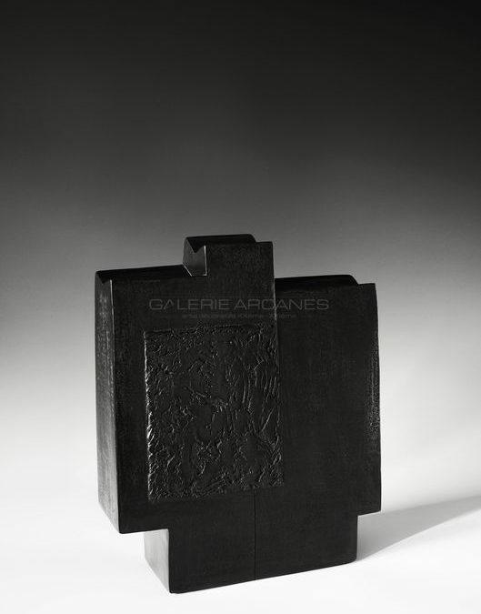 Contenir le vent (Enclose the Wind) « la 12-VI », ceramic sculpture | Brigitte Marionneau