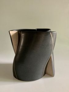 Large black vase, Sandstone, 2005 | Gustavo Perez