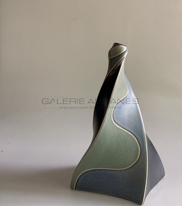 Soliflor, Sandstone, 2017 | Gustavo Perez
