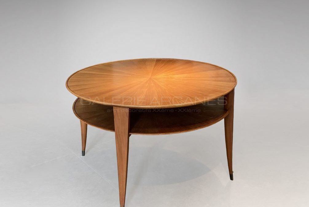 Circular pedestal table, Walnut wood, Circa 1930 | Alfred Porteneuve